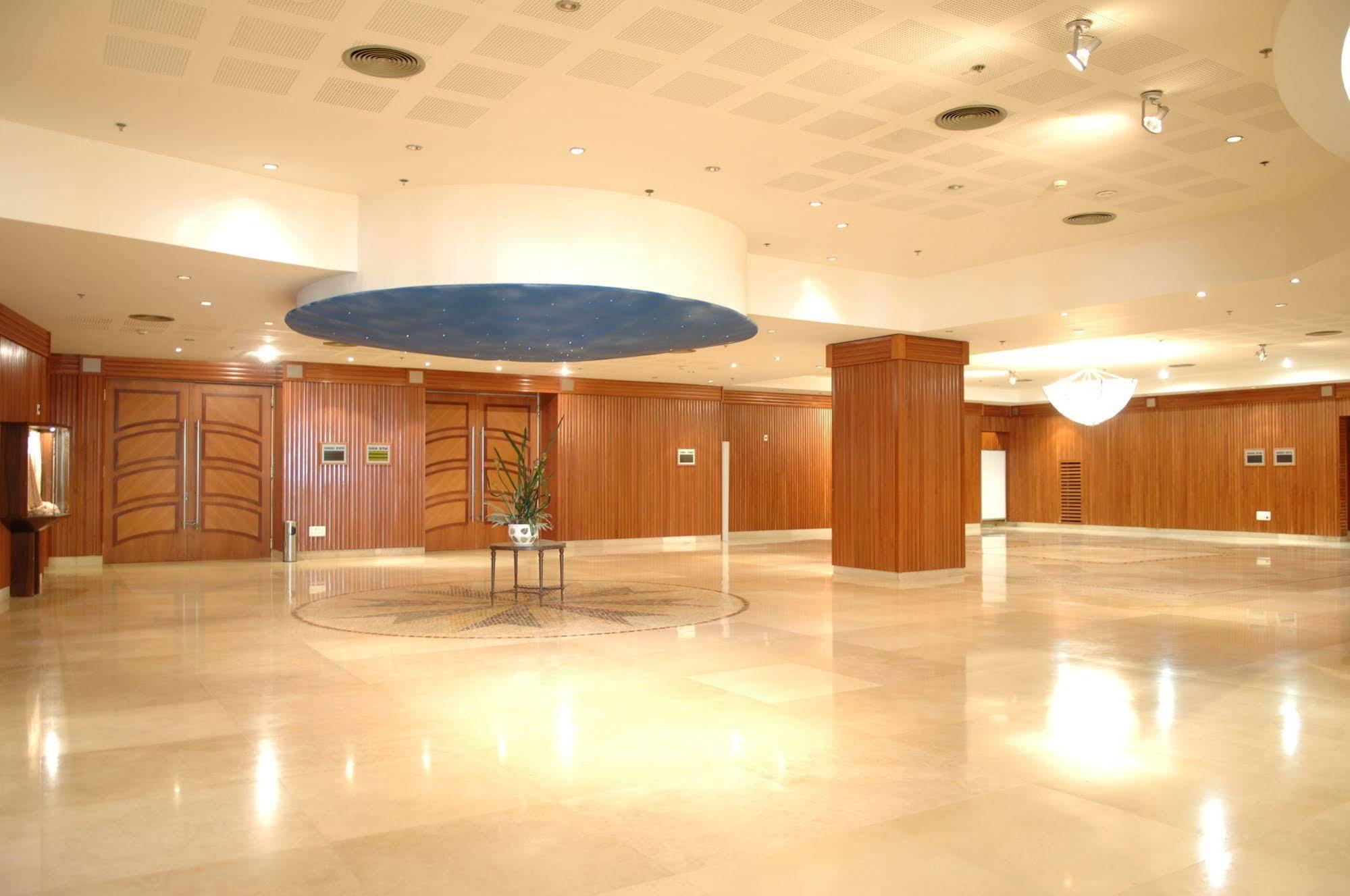 Royal Dead Sea - Hotel & Spa Ein Bokek Exterior photo